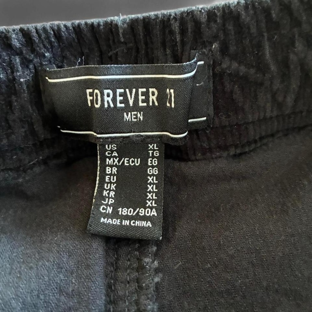 Y2K Men's Forever 21 Black Corduroy Joggers Sz XL - Picture 3 of 6
